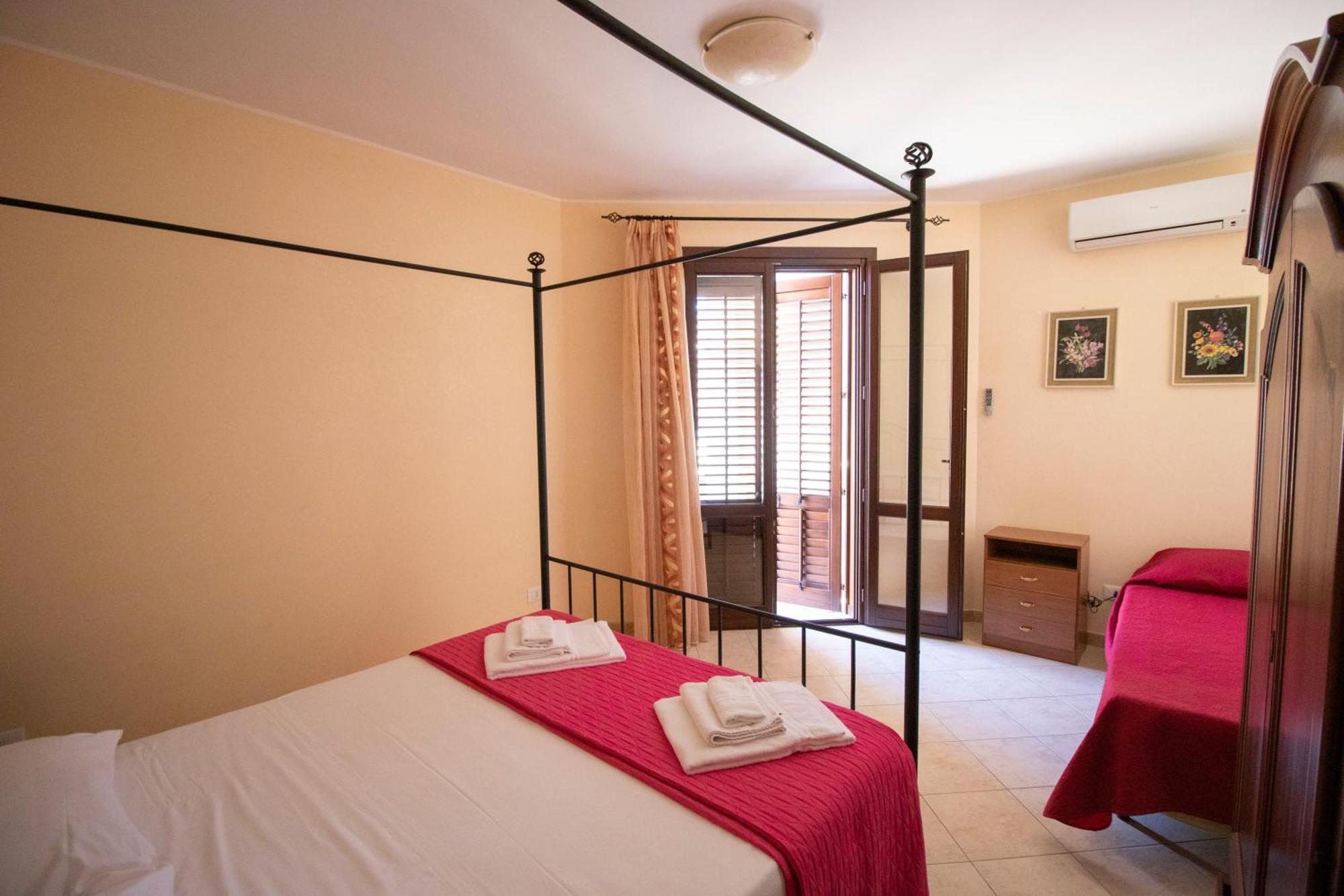 Case Vacanza Cristina Site In Antico Baglio E In Via Abruzzi N 161 San Vito Lo Capo Zewnętrze zdjęcie