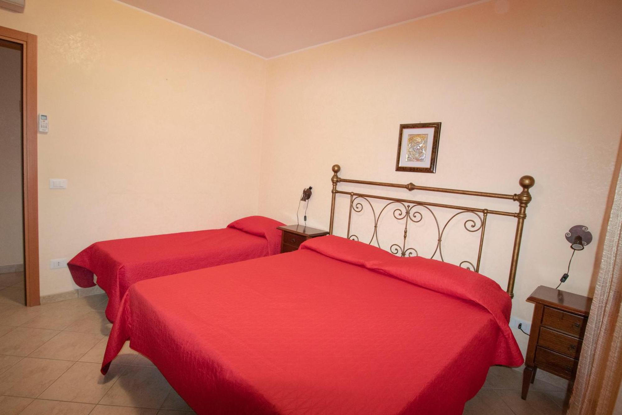 Case Vacanza Cristina Site In Antico Baglio E In Via Abruzzi N 161 San Vito Lo Capo Zewnętrze zdjęcie